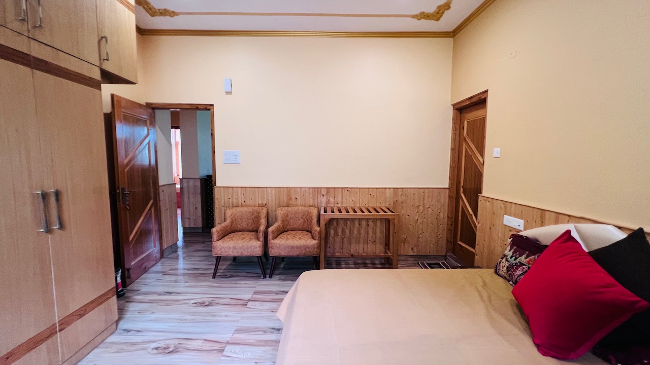 Room listing image